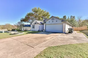 1503 Barcus Dr, Georgetown, TX 78626 - Photo 3