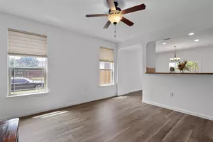 8824 Stambourne St, Austin, TX 78747 - Photo 7