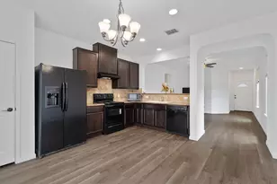 8824 Stambourne St, Austin, TX 78747 - Photo 11