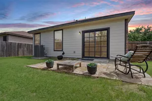 8824 Stambourne St, Austin, TX 78747 - Photo 27