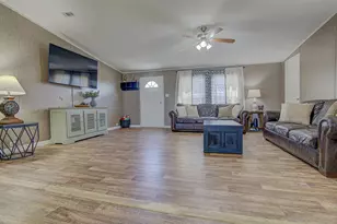 445 Rancho Linda Dr, Lockhart, TX 78644 - Photo 11