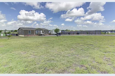 445 Rancho Linda Dr., Lockhart, TX 78644 - Photo 5