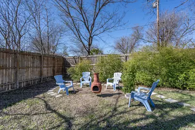 1012 W 6th Street, Taylor, TX 76574 - Photo 31