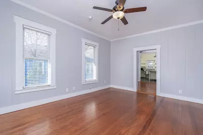 1012 W 6th Street, Taylor, TX 76574 - Photo 7