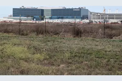 202 Pebblestream Pass, Taylor, TX 76574 - Photo 35