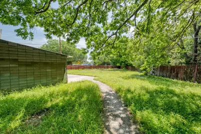 3509 Lyons Road, Austin, TX 78702 - Photo 13