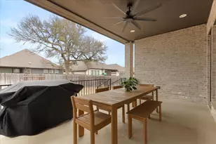 557 Jefferson Dr, Kyle, TX 78640 - Photo 33