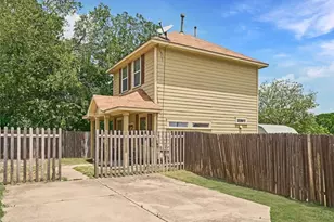 6916 Meador Ave, Austin, TX 78752 - Photo 27