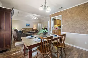 307 Cherrywood Cir, Taylor, TX 76574 - Photo 9