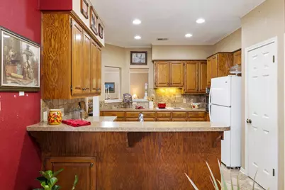 307 Cherrywood Circle, Taylor, TX 76574 - Photo 15