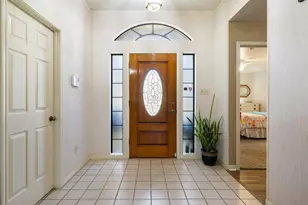 307 Cherrywood Cir, Taylor, TX 76574 - Photo 5