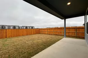305 Wirecrested Dr, Lockhart, TX 78644 - Photo 3