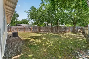 7711 Watson St, Austin, TX 78757 - Photo 39