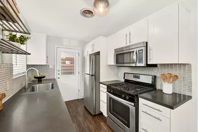 7711 Watson Street, Austin, TX 78757 - Photo 11