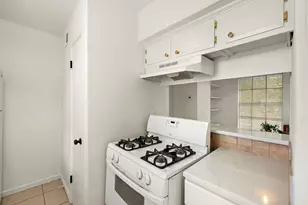 1700 Houston St, Austin, TX 78756 - Photo 9