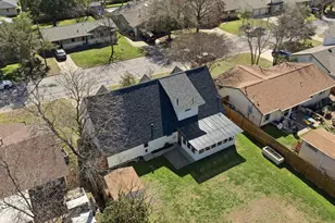 8100 Stillwood Ln, Austin, TX 78757 - Photo 37