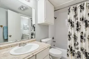 2018 W Rundberg Ln, Austin, TX 78758 - Photo 13