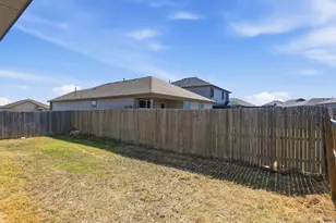 128 Dylan Dr, San Marcos, TX 78666 - Photo 31