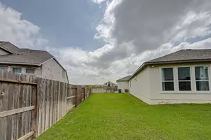 247 Carolina Jasmine Dr, San Marcos, TX 78666 - Photo 37