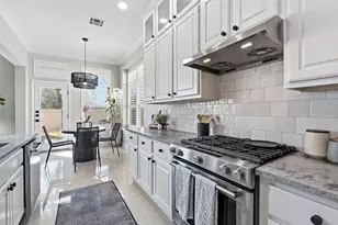 5000 Mission Oaks Blvd, Austin, TX 78735 - Photo 3