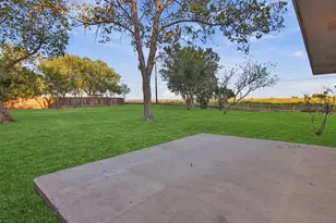 1714 Twin Island Dr, Lockhart, TX 78644 - Photo 19