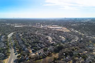 1601 Lynnville Trail, Austin, TX 78727 - Photo 31
