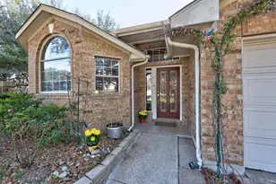 1601 Lynnville Trail, Austin, TX 78727 - Photo 5