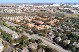 1601 Lynnville Trail, Austin, TX 78727 - Photo 11