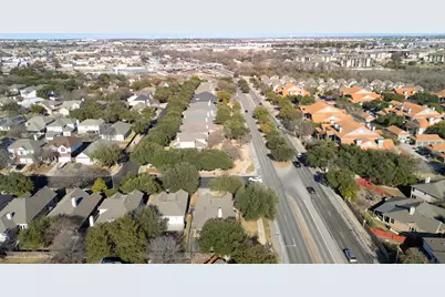 1601 Lynnville Trail, Austin, TX 78727 - Photo 9