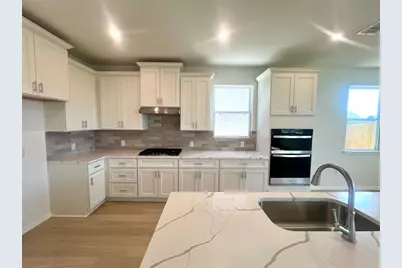 429 Young Street, Buda, TX 78610 - Photo 3