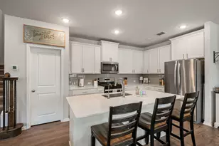 117 Glocken Ln, Kyle, TX 78640 - Photo 7