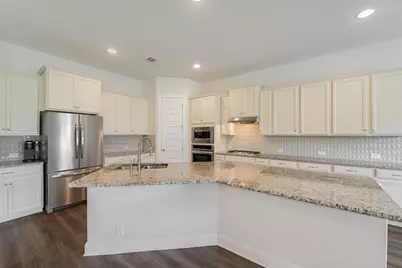 230 Sigel Avenue, New Braunfels, TX 78132 - Photo 7