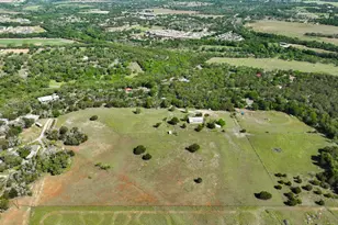 215 & 401 Live Oak, Liberty Hill, TX 78642 - Photo 11