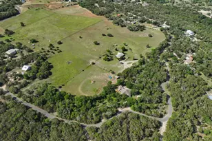 215 & 401 Live Oak, Liberty Hill, TX 78642 - Photo 15