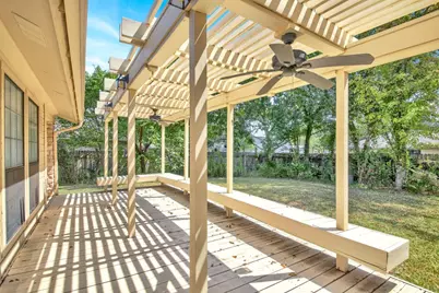 1403 Stone Ridge Drive, Taylor, TX 76574 - Photo 33