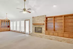 1403 Stone Ridge Dr, Taylor, TX 76574 - Photo 13