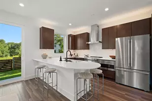5201 E E Mlk Jr Blvd, Austin, TX 78721 - Photo 3