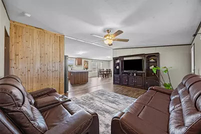 138 Double C Drive, Cedar Creek, TX 78612 - Photo 11