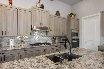 825 Faith Drive, Liberty Hill, TX 78642 - Photo 11