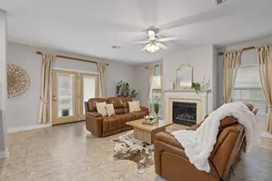 219 Wildwood Dr, Georgetown, TX 78633 - Photo 3