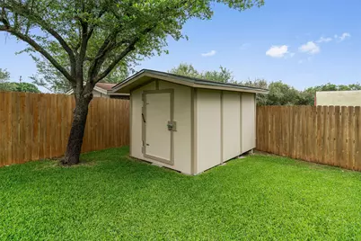 219 Wildwood Drive, Georgetown, TX 78633 - Photo 37