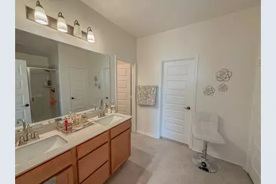 121 Outlaw Drive, Jarrell, TX 76537 - Photo 23