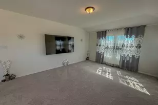 121 Outlaw Dr, Jarrell, TX 76537 - Photo 7