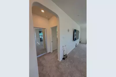 121 Outlaw Drive, Jarrell, TX 76537 - Photo 9