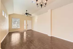 107 Creekside Villa Dr, Kyle, TX 78640 - Photo 9