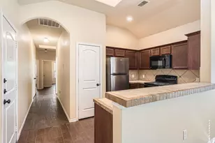 107 Creekside Villa Dr, Kyle, TX 78640 - Photo 13