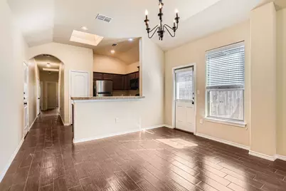 107 Creekside Villa Drive, Kyle, TX 78640 - Photo 11