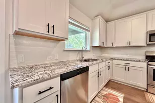 1357 Kneehigh Ln, Georgetown, TX 78633 - Photo 5