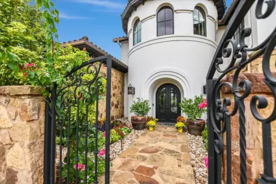 26804 Masters Parkway, Spicewood, TX 78669 - Photo 5