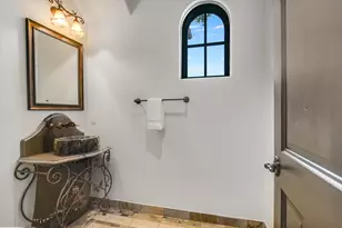 26804 Masters Pkwy, Spicewood, TX 78669 - Photo 33